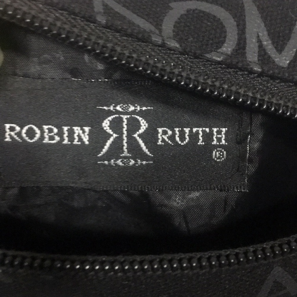 Cute & Functionality In This Little Crossbody - image 4